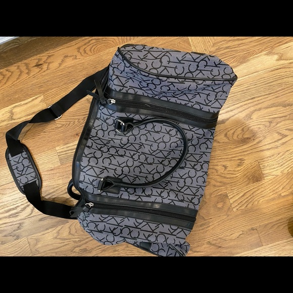 Calvin Klein duffel bag - Picture 2 of 4